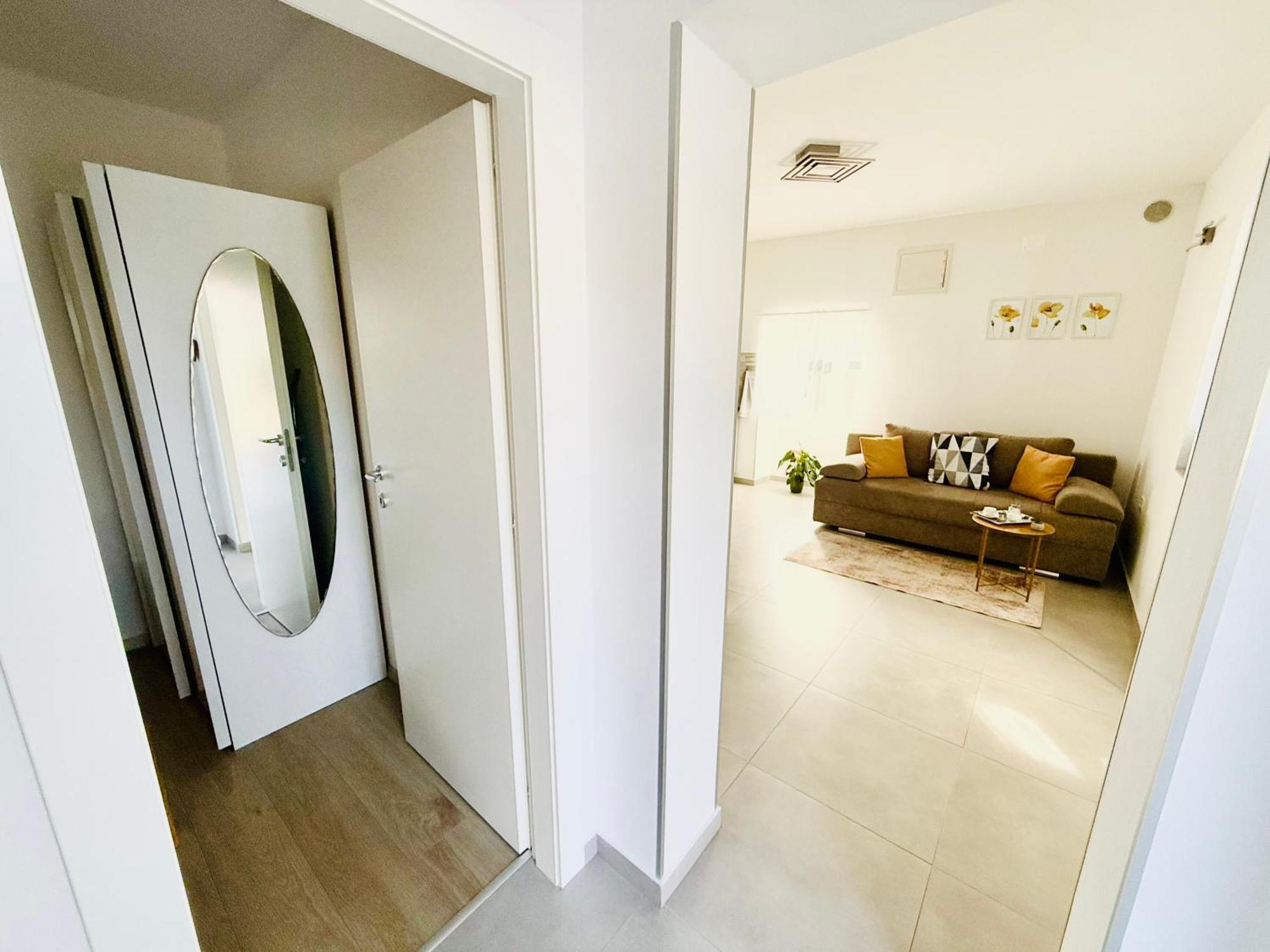Apartment Erika - For 2 Near The Beach Пула Екстериор снимка