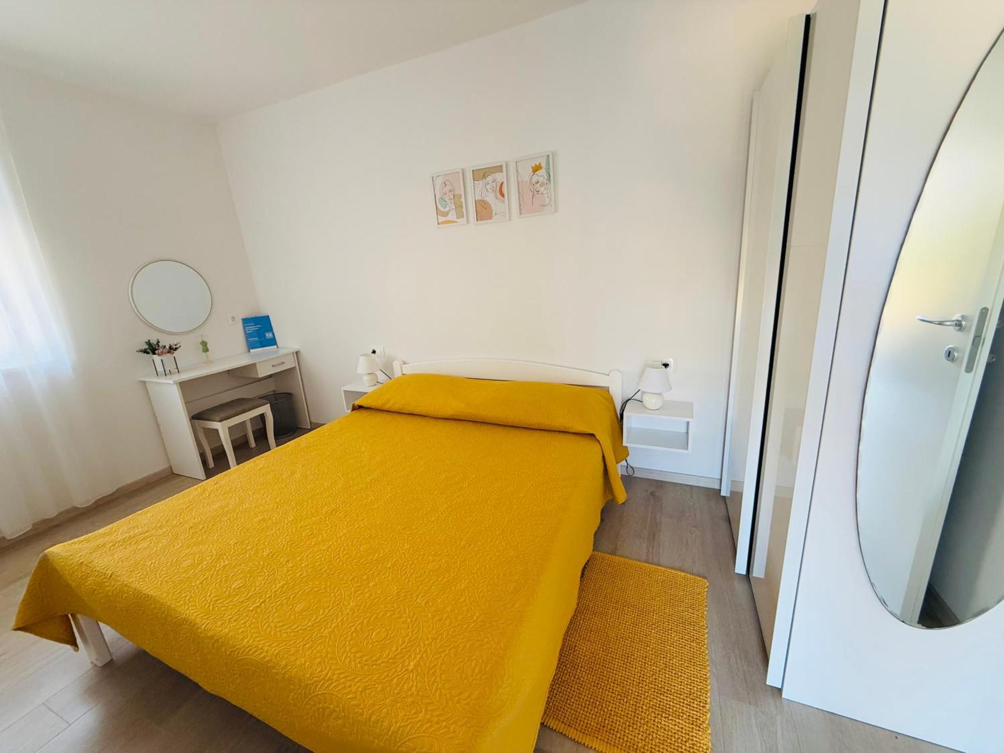 Apartment Erika - For 2 Near The Beach Пула Екстериор снимка