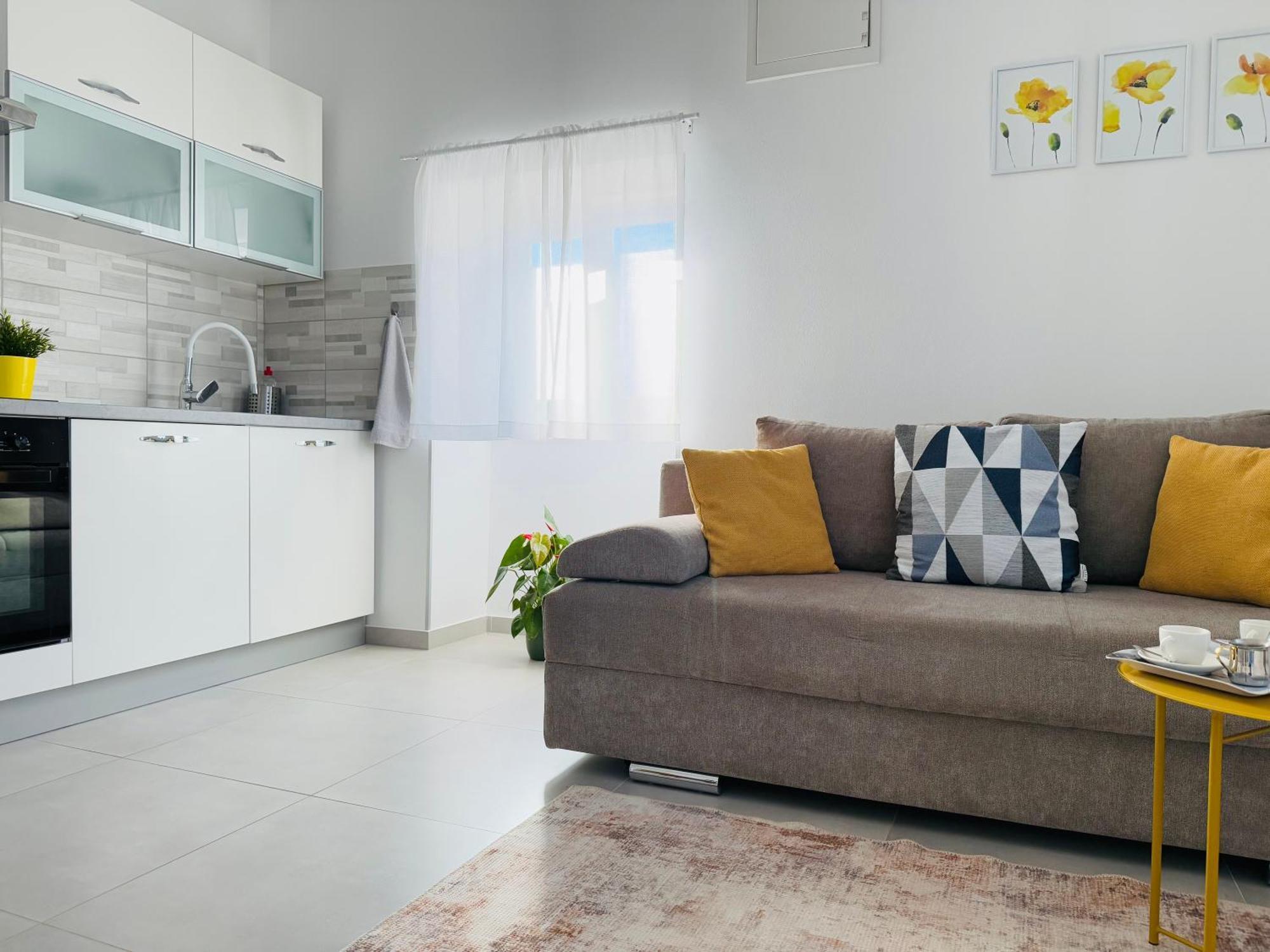 Apartment Erika - For 2 Near The Beach Пула Екстериор снимка