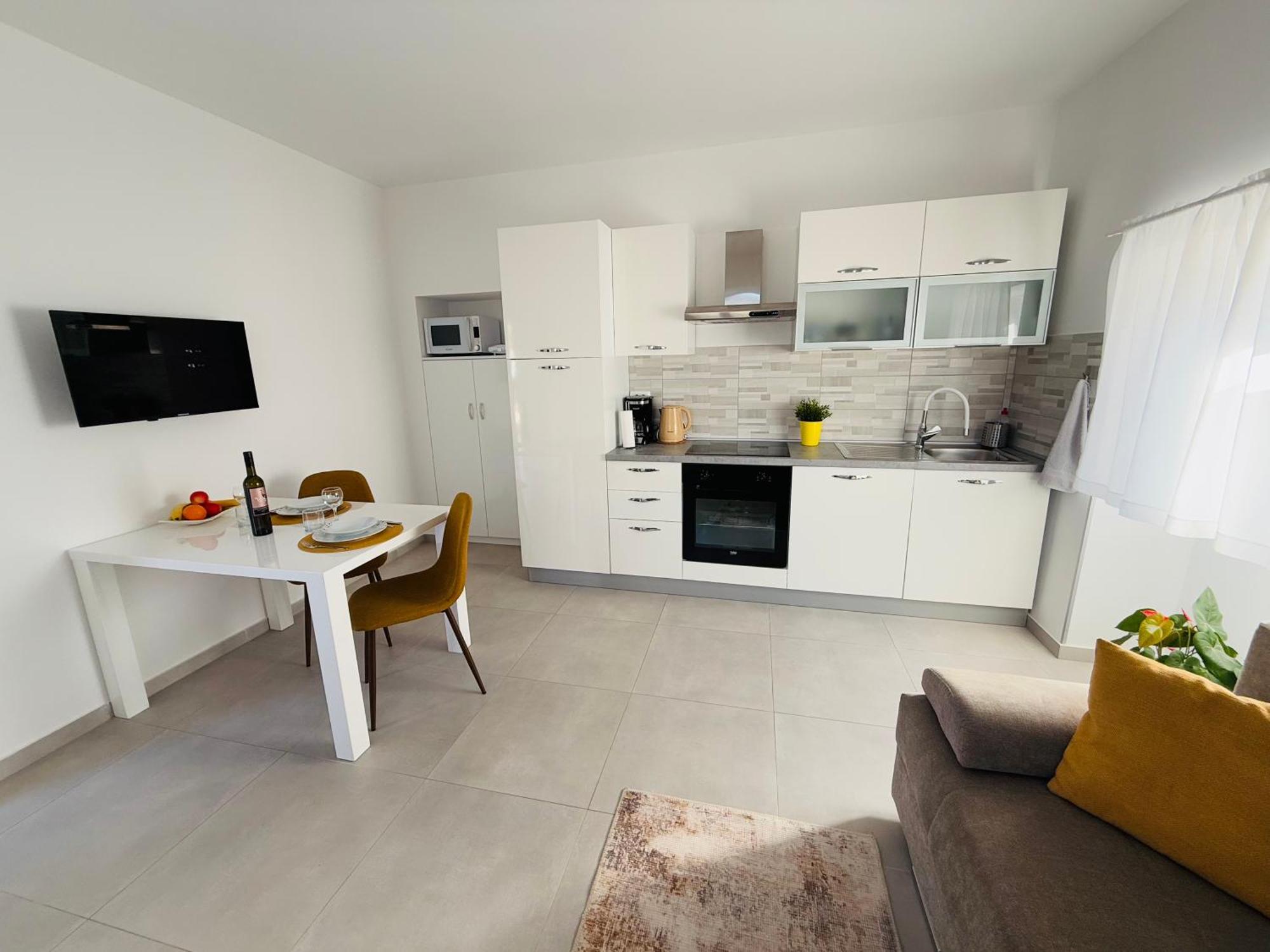 Apartment Erika - For 2 Near The Beach Пула Екстериор снимка