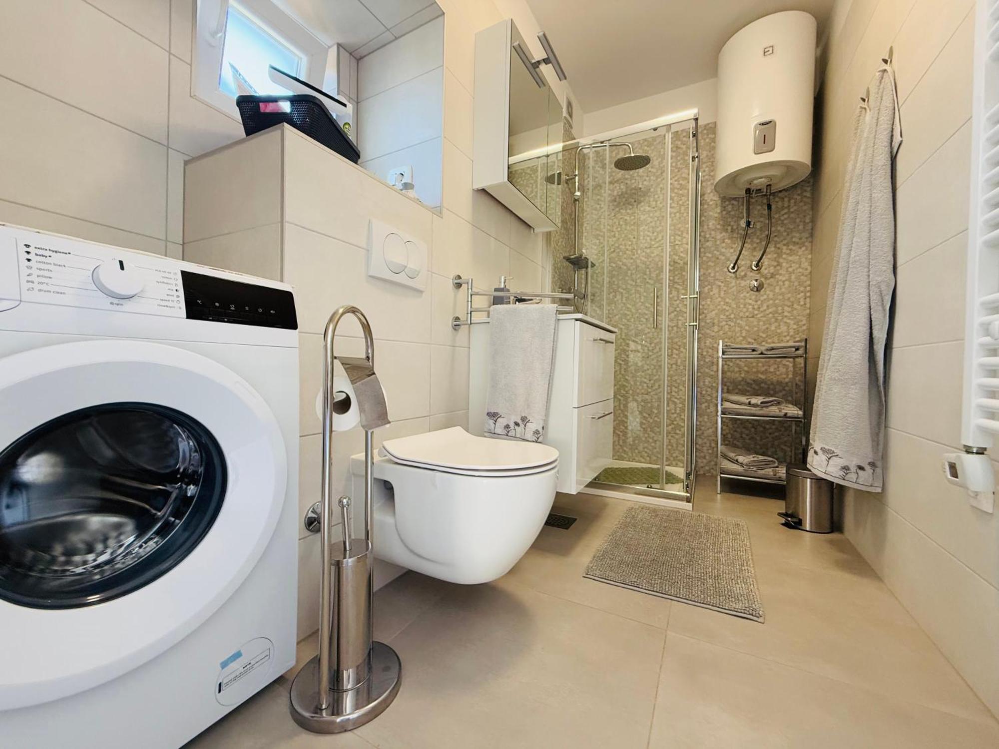 Apartment Erika - For 2 Near The Beach Пула Екстериор снимка